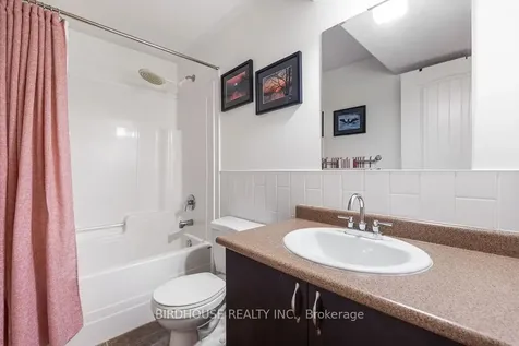 316 Blacksmith Way Peterborough ON K9L 0B5