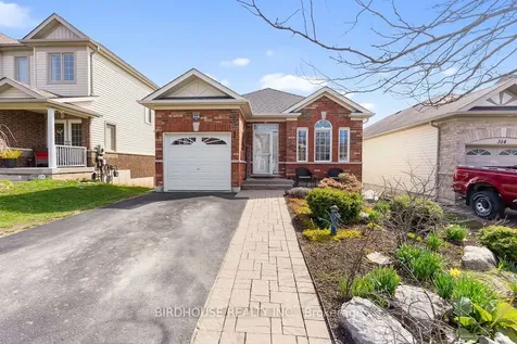 316 Blacksmith Way Peterborough ON K9L 0B5