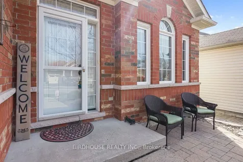 316 Blacksmith Way Peterborough ON K9L 0B5