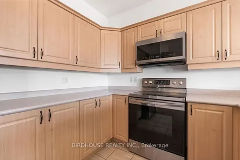 316 Blacksmith Way Peterborough ON K9L 0B5