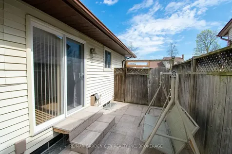 56 Terrace Avenue Welland ON L3C 2C4