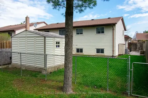 56 Terrace Avenue Welland ON L3C 2C4