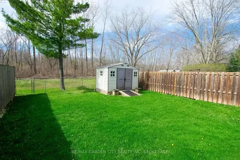56 Terrace Avenue Welland ON L3C 2C4