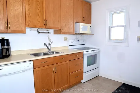 66 Fergus Street Kingston ON K7K 4L2