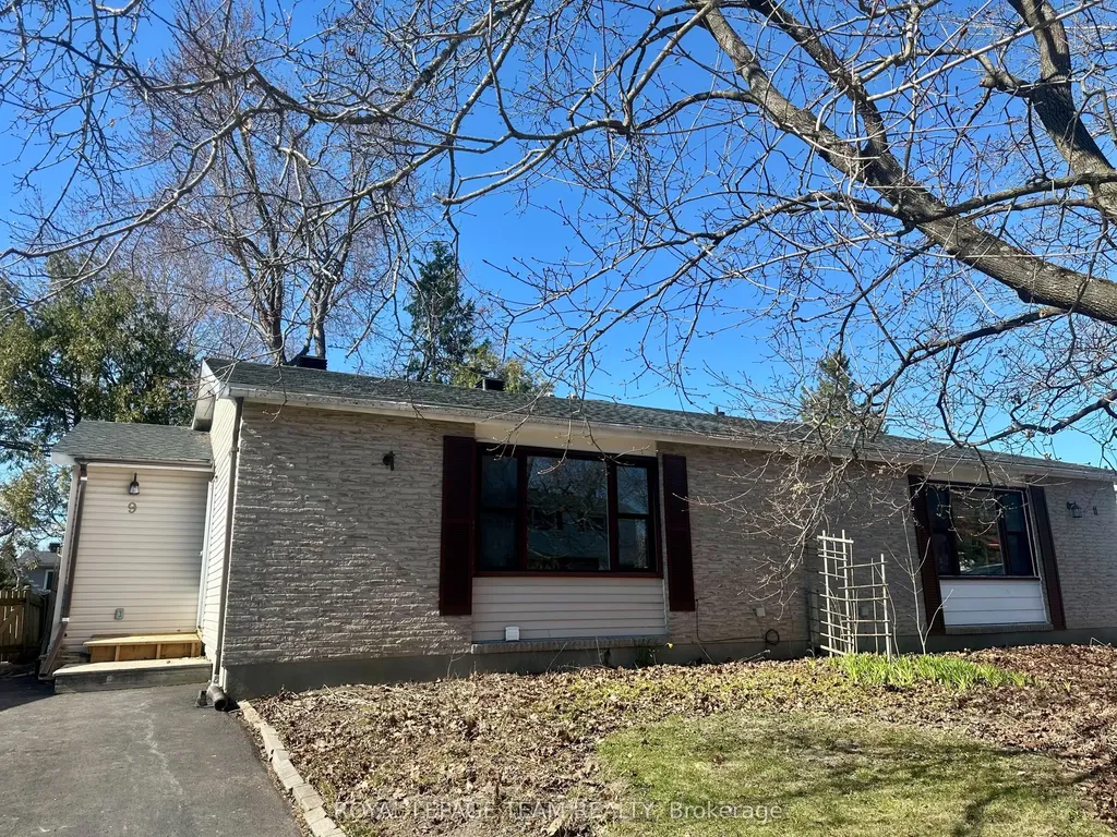 9 Shouldice Crescent Kanata ON K2L 1M8