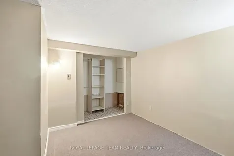 9 Shouldice Crescent Kanata ON K2L 1M8
