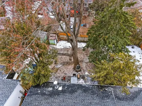 9 Shouldice Crescent Kanata ON K2L 1M8