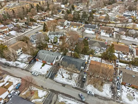9 Shouldice Crescent Kanata ON K2L 1M8