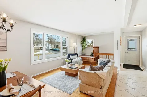 9 Shouldice Crescent Kanata ON K2L 1M8
