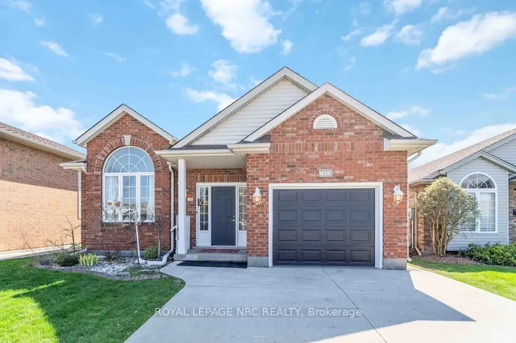 7900 Ascot Circle Niagara Falls ON L2H 3E4