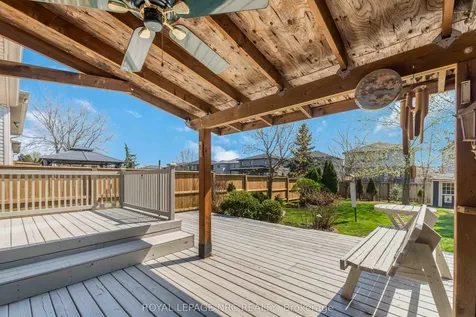 7900 Ascot Circle Niagara Falls ON L2H 3E4