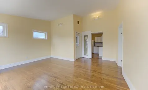 163 Binscarth Road Kitchener ON N2M 3E4