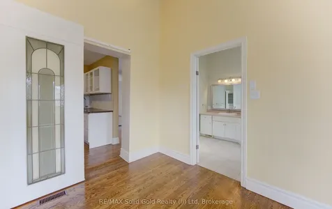 163 Binscarth Road Kitchener ON N2M 3E4
