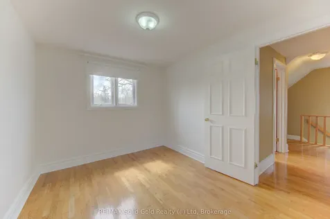 163 Binscarth Road Kitchener ON N2M 3E4