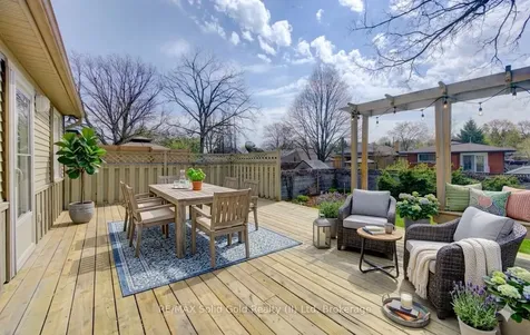 163 Binscarth Road Kitchener ON N2M 3E4