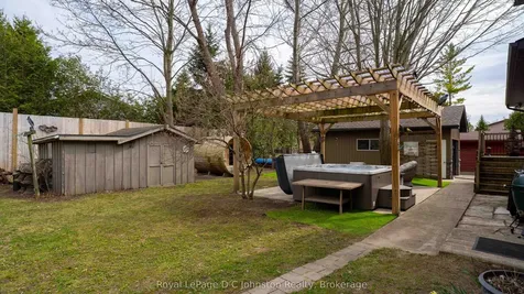 44 Archibald Place Saugeen Shores ON N0H 2L0