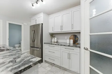 10 Sandhu Crescent Belleville ON K8P 0G6
