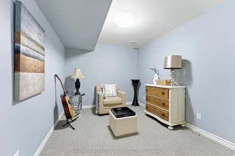 10 Sandhu Crescent Belleville ON K8P 0G6