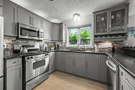 12 Euclid Avenue Waterloo ON N2L 6L9
