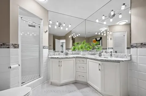12 Euclid Avenue Waterloo ON N2L 6L9