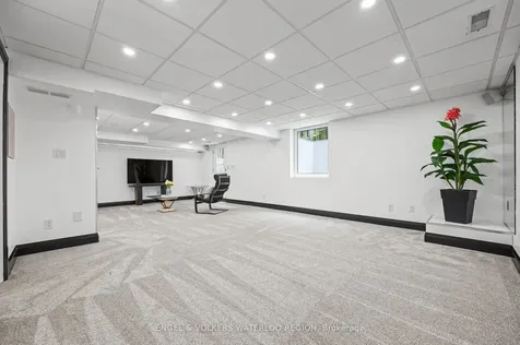 12 Euclid Avenue Waterloo ON N2L 6L9