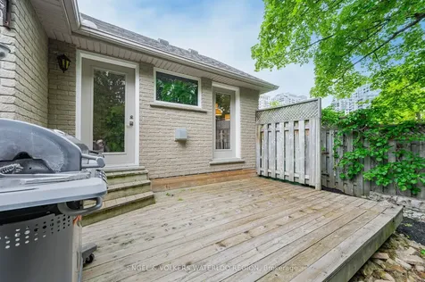 12 Euclid Avenue Waterloo ON N2L 6L9