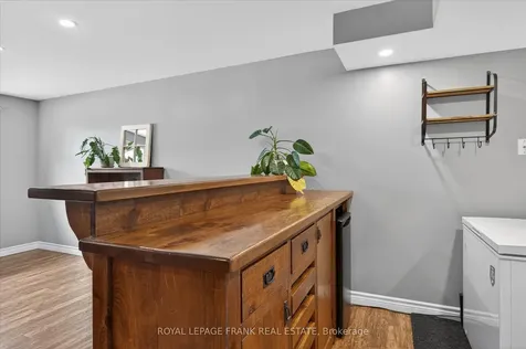 2139 Springwood Road Peterborough ON K9K 1N7