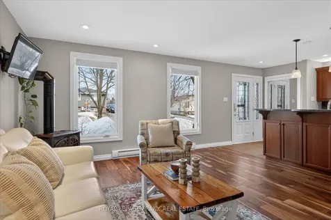 2139 Springwood Road Peterborough ON K9K 1N7
