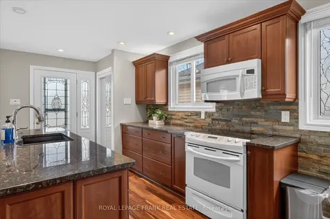 2139 Springwood Road Peterborough ON K9K 1N7