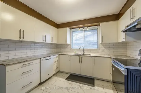 106 Lewis Street Welland ON L3B 4V7