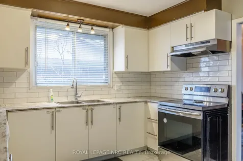 106 Lewis Street Welland ON L3B 4V7