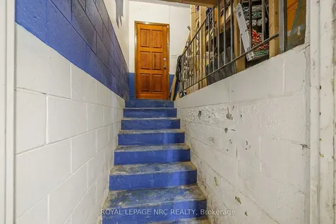 106 Lewis Street Welland ON L3B 4V7