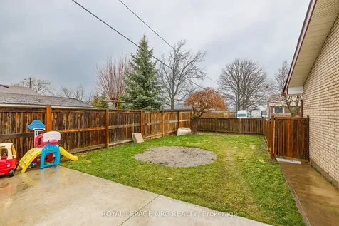 106 Lewis Street Welland ON L3B 4V7