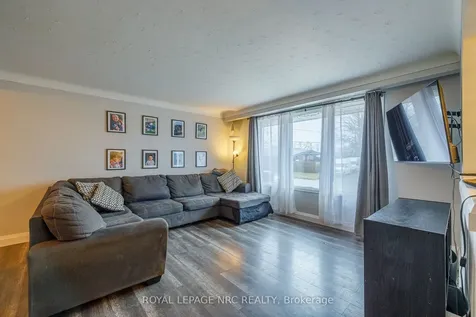 106 Lewis Street Welland ON L3B 4V7
