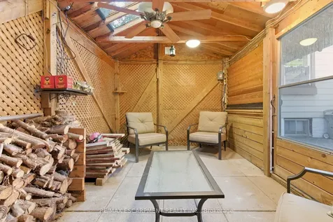 267 Thayer Avenue Hamilton ON L9A 1J6