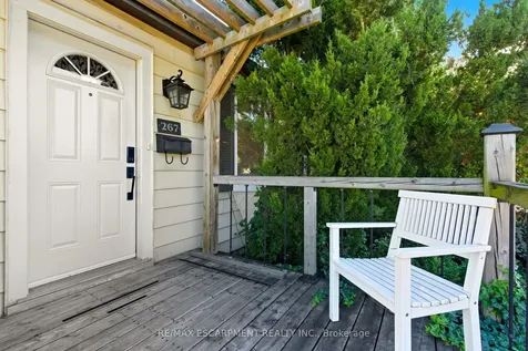 267 Thayer Avenue Hamilton ON L9A 1J6