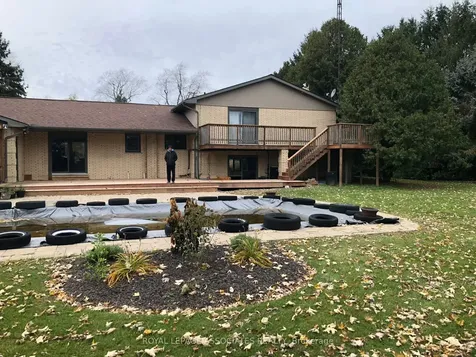 992 Mccready Road Dawn-euphemia ON N0P 1C0