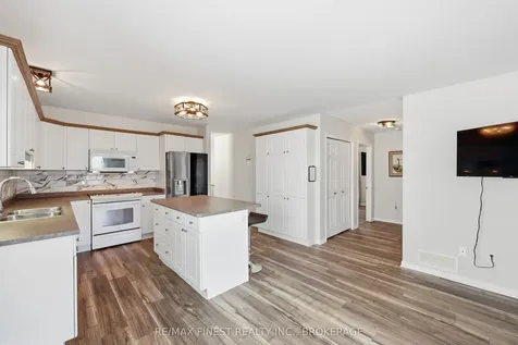 1469 Birchwood Drive Kingston ON K7P 3H3
