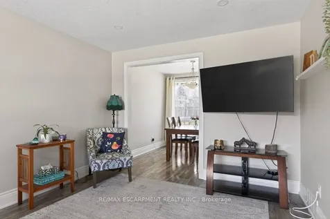 62 Palmer Road Hamilton ON L8T 3E8