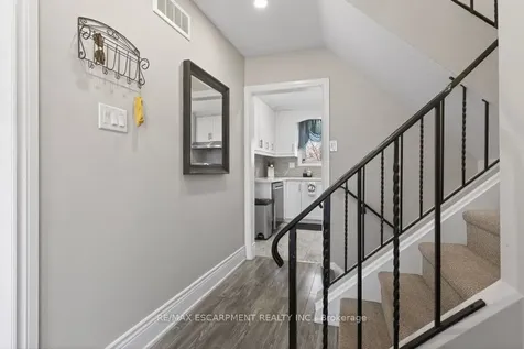 62 Palmer Road Hamilton ON L8T 3E8