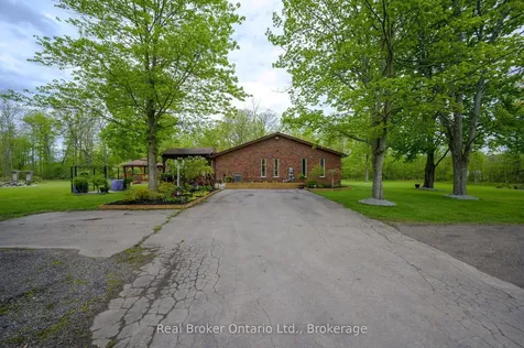 2859 Dominion Road Fort Erie ON L0S 1N0