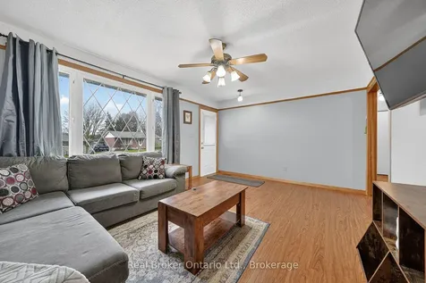 411 Lampman Place Woodstock ON N4S 3S9