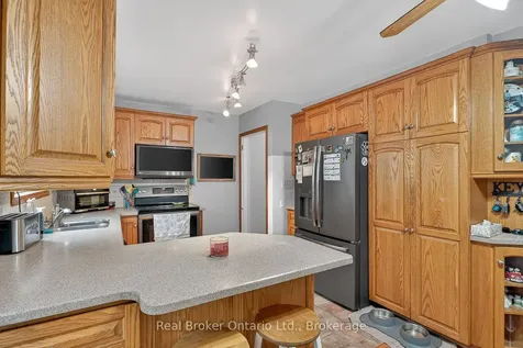 411 Lampman Place Woodstock ON N4S 3S9