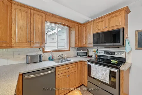 411 Lampman Place Woodstock ON N4S 3S9