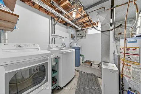 411 Lampman Place Woodstock ON N4S 3S9