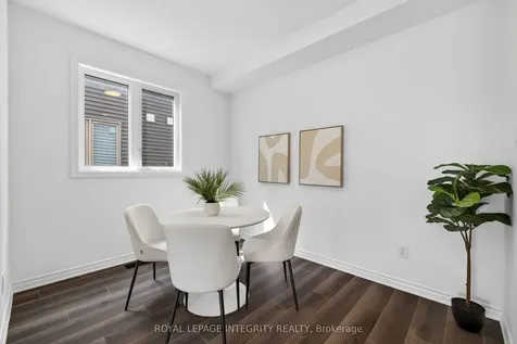 21 Caspian Row Kanata ON K2V 0R7