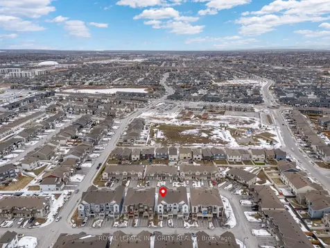21 Caspian Row Kanata ON K2V 0R7