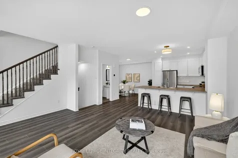 21 Caspian Row Kanata ON K2V 0R7