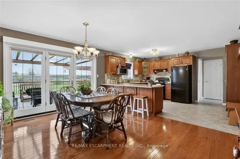 8452 South Chippawa Road West Lincoln ON N0A 1C0