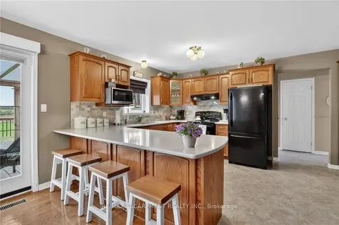 8452 South Chippawa Road West Lincoln ON N0A 1C0